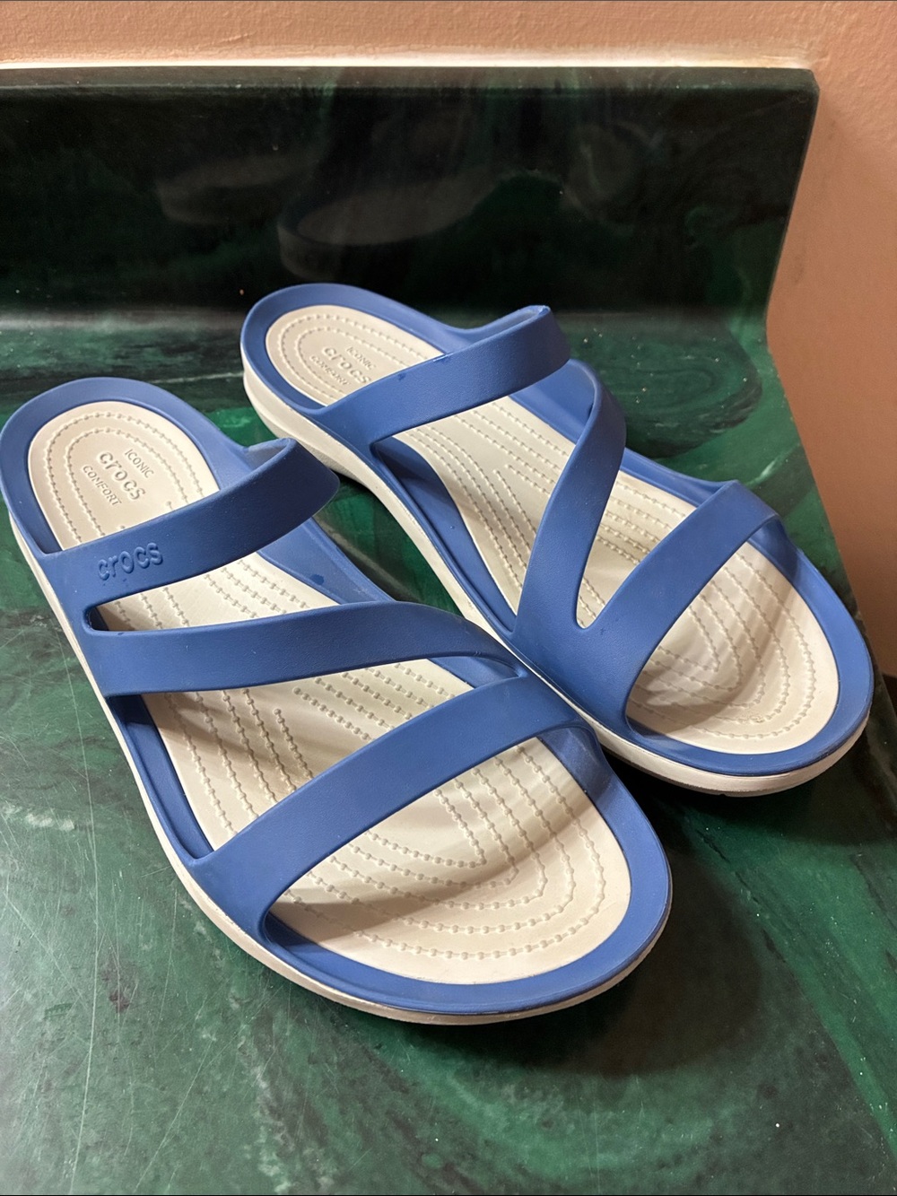 CROCS Women’s Blue Multi-Strap Slide Sandals